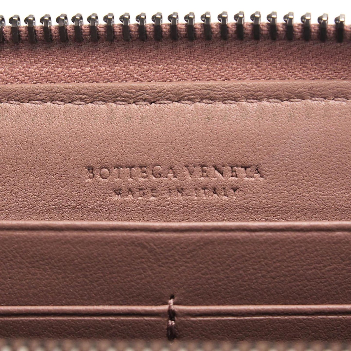 BOTTEGA VENETA Intrecciato leather wallet
